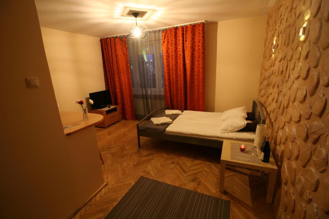 Apartamenty Varsovie Zlota 60 المظهر الخارجي الصورة